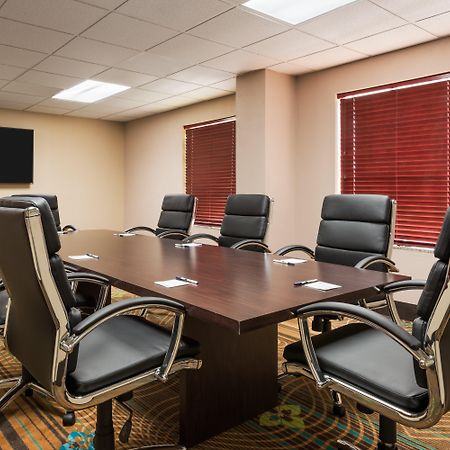 Holiday Inn Express Hotel & Suites Bentonville By Ihg Exteriér fotografie