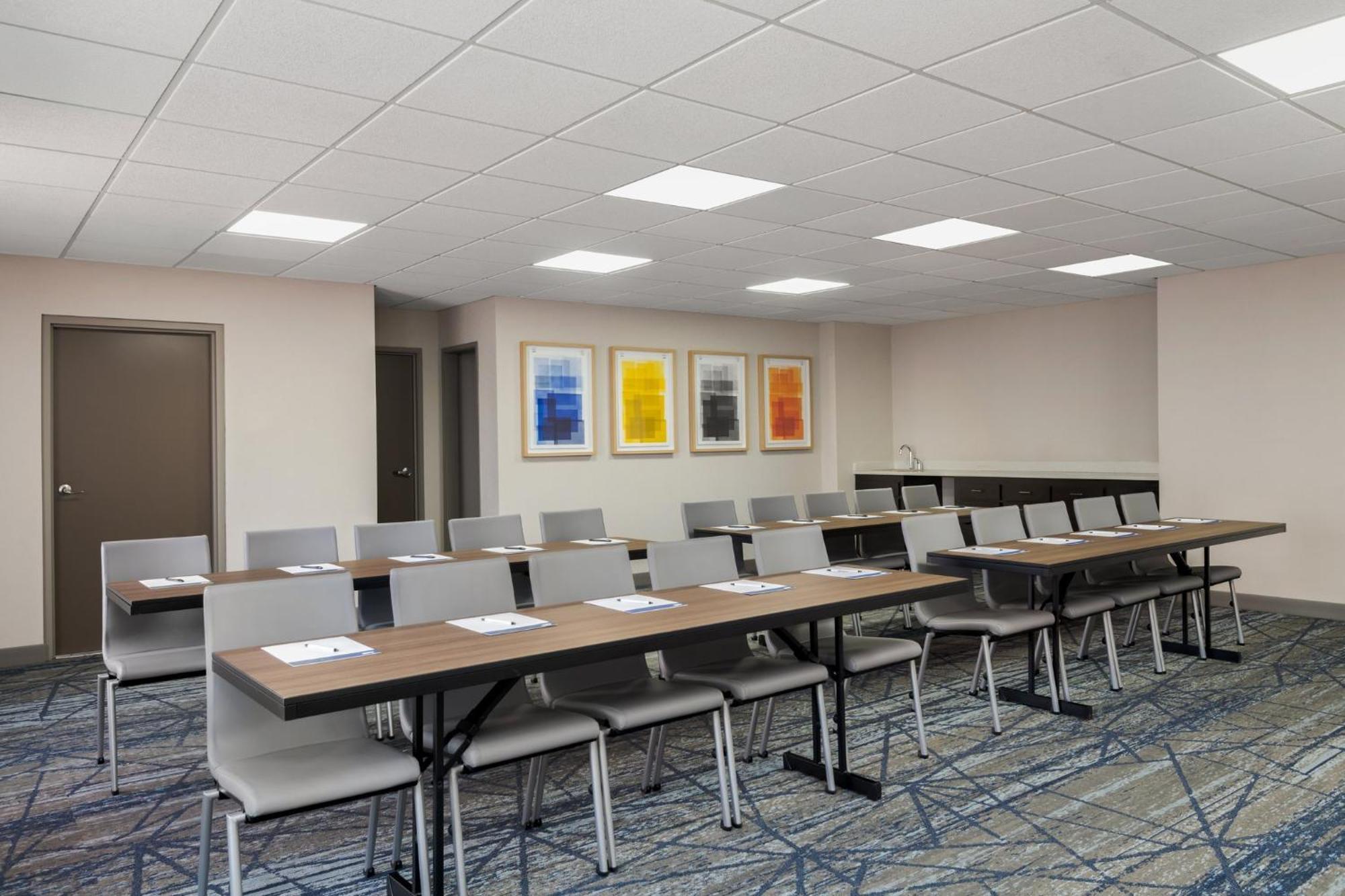 Holiday Inn Express Hotel & Suites Bentonville By Ihg Exteriér fotografie